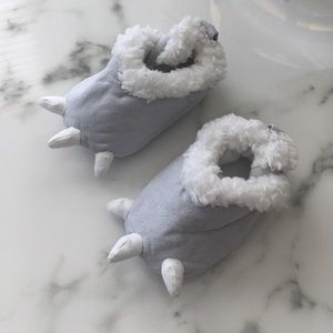 Carter’s Baby Monster / Bigfoot  Slippers!